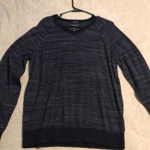 American Eagle V-Neck sweater